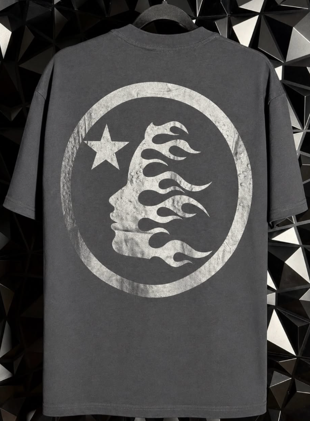 Hellstar Chrome Logo T-Shirt en color negro