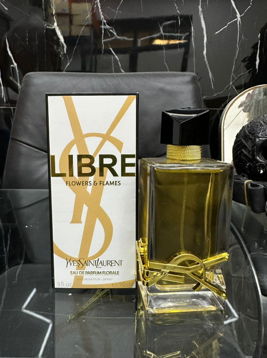 Yves Saint Laurent Libre Flowers &amp; Flames Eau de Parfum Florale