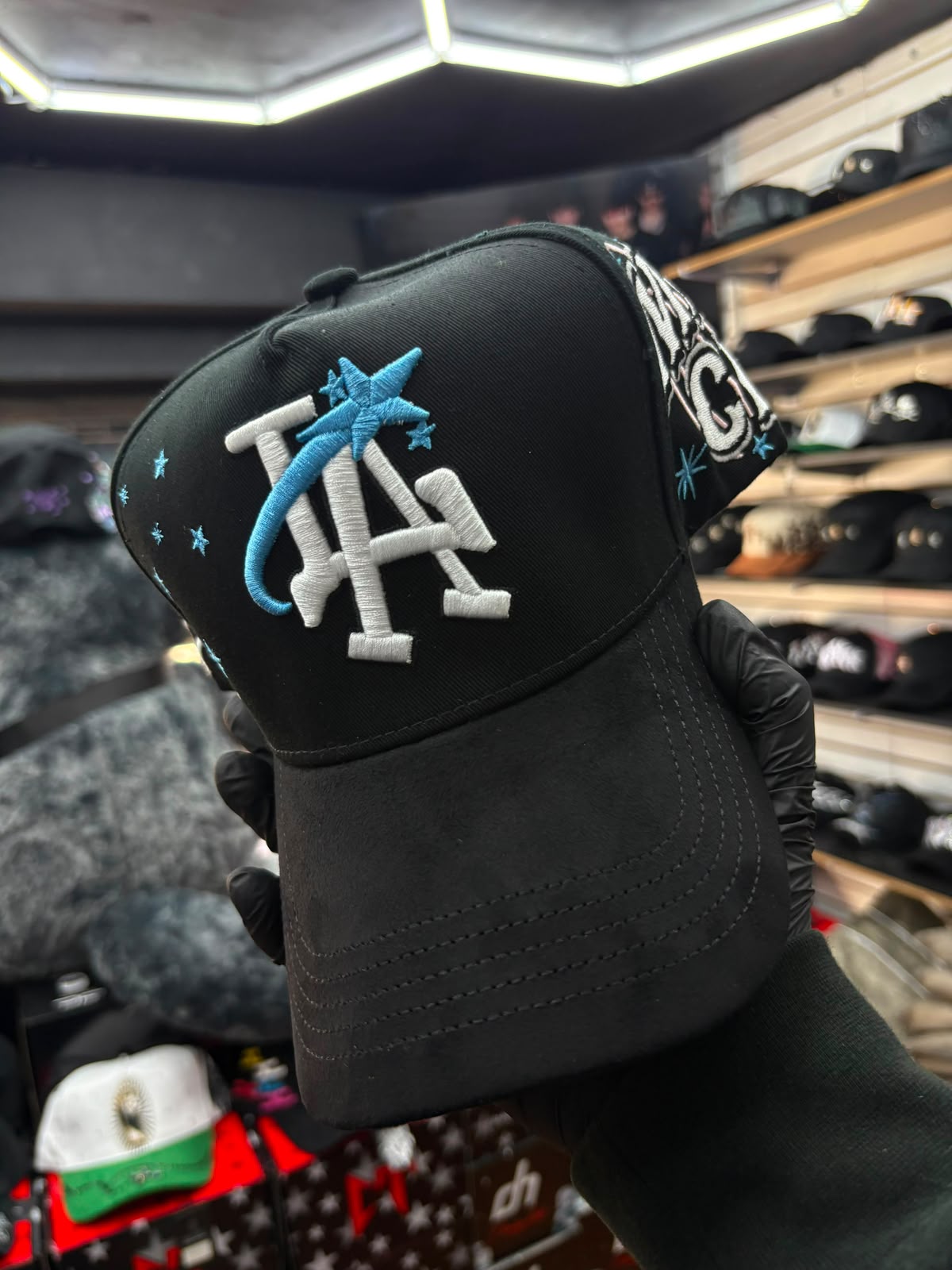 31 Hats x El Mago “Magic Club”