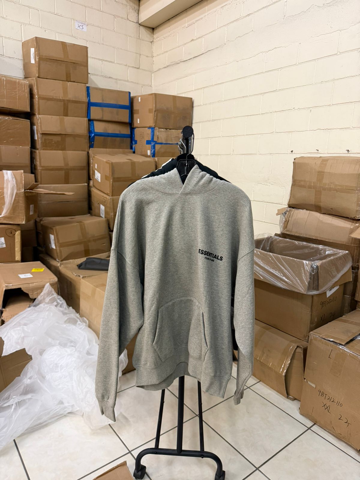 Hoddie Essentials 5pz min